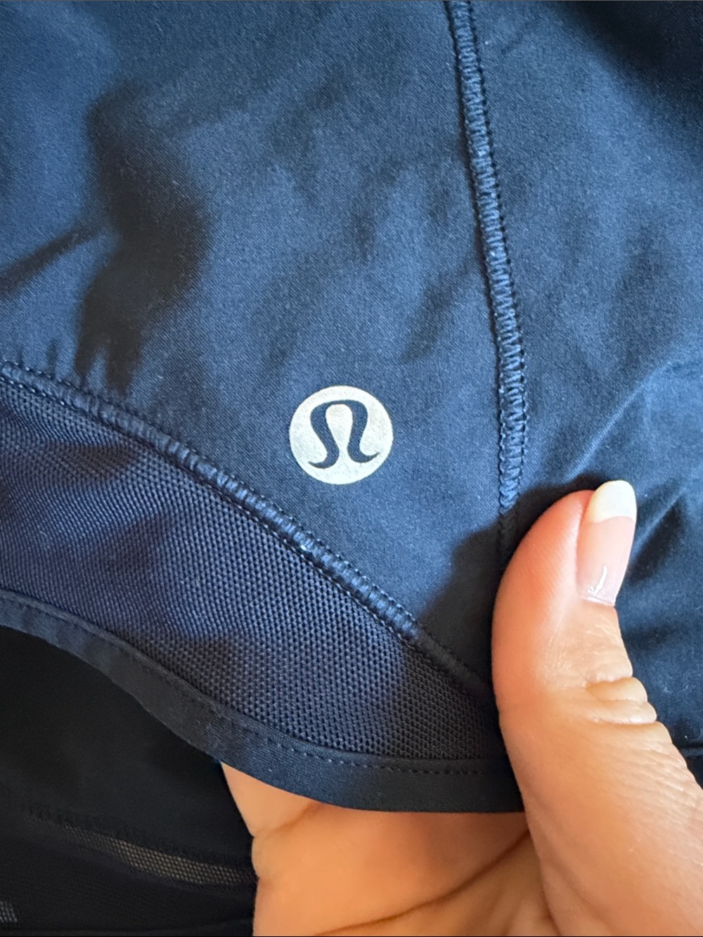 Lululemon Hotty Hot Short II Long 4” Size 6 Navy Blue Athletic Running Workout - Picture 3 of 6